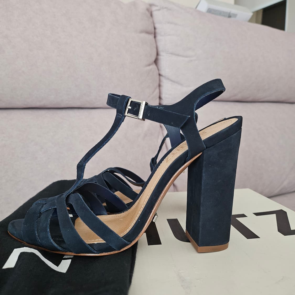 (무배)슈츠 Schatz t-스트랩 샌들 5.5(225~230) 상품이미지10