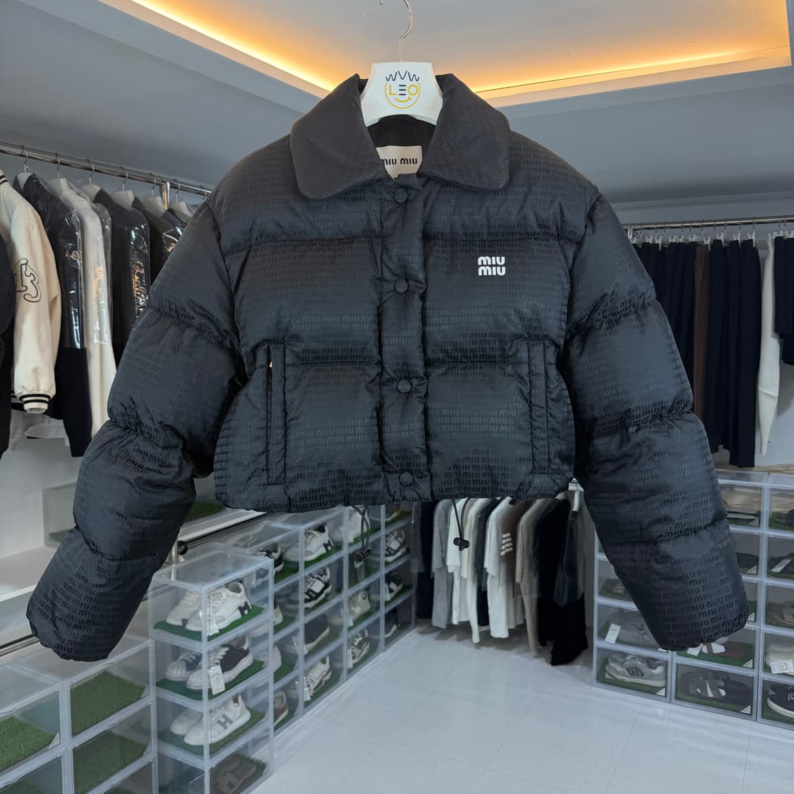 [리오브] 미우미우 나일론 크롭 다운 자켓 패딩 상품이미지1