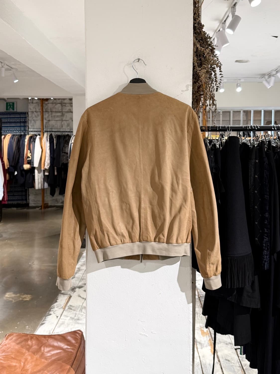 아르마니 꼴레지오니 베이지 램스킨 믹스 봄버 자켓 상품이미지6