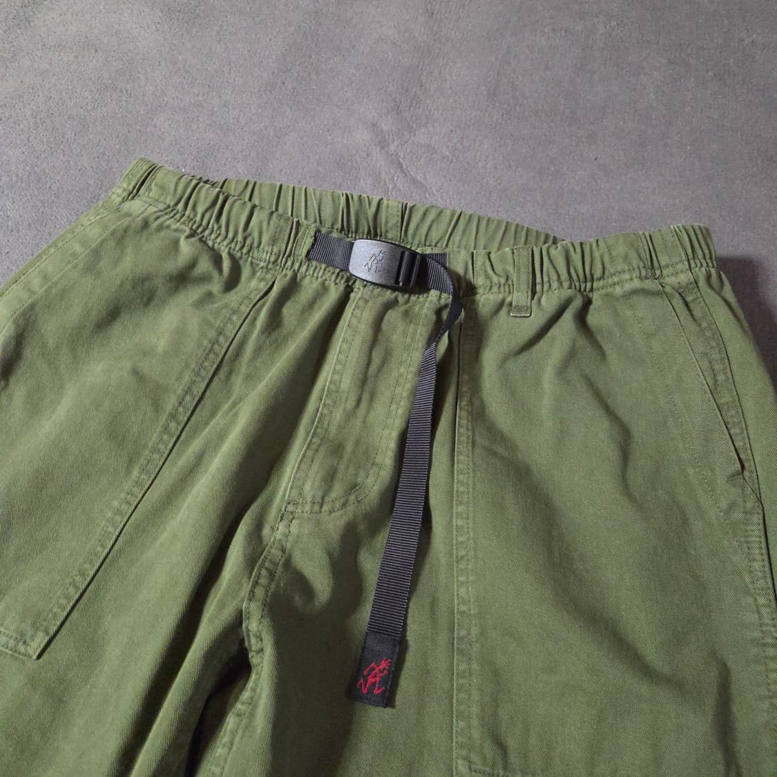 그라미치 루즈 테이퍼드 팬츠 아시아 L 올리브 상품이미지3