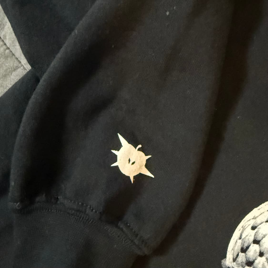 쏜 애플 위그아 머천 후드티  상품이미지2