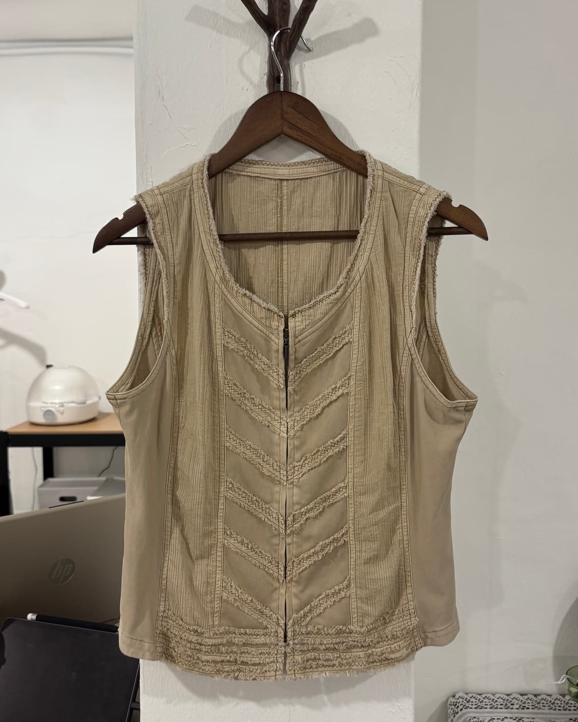 VINTAGE VEST 상품이미지1