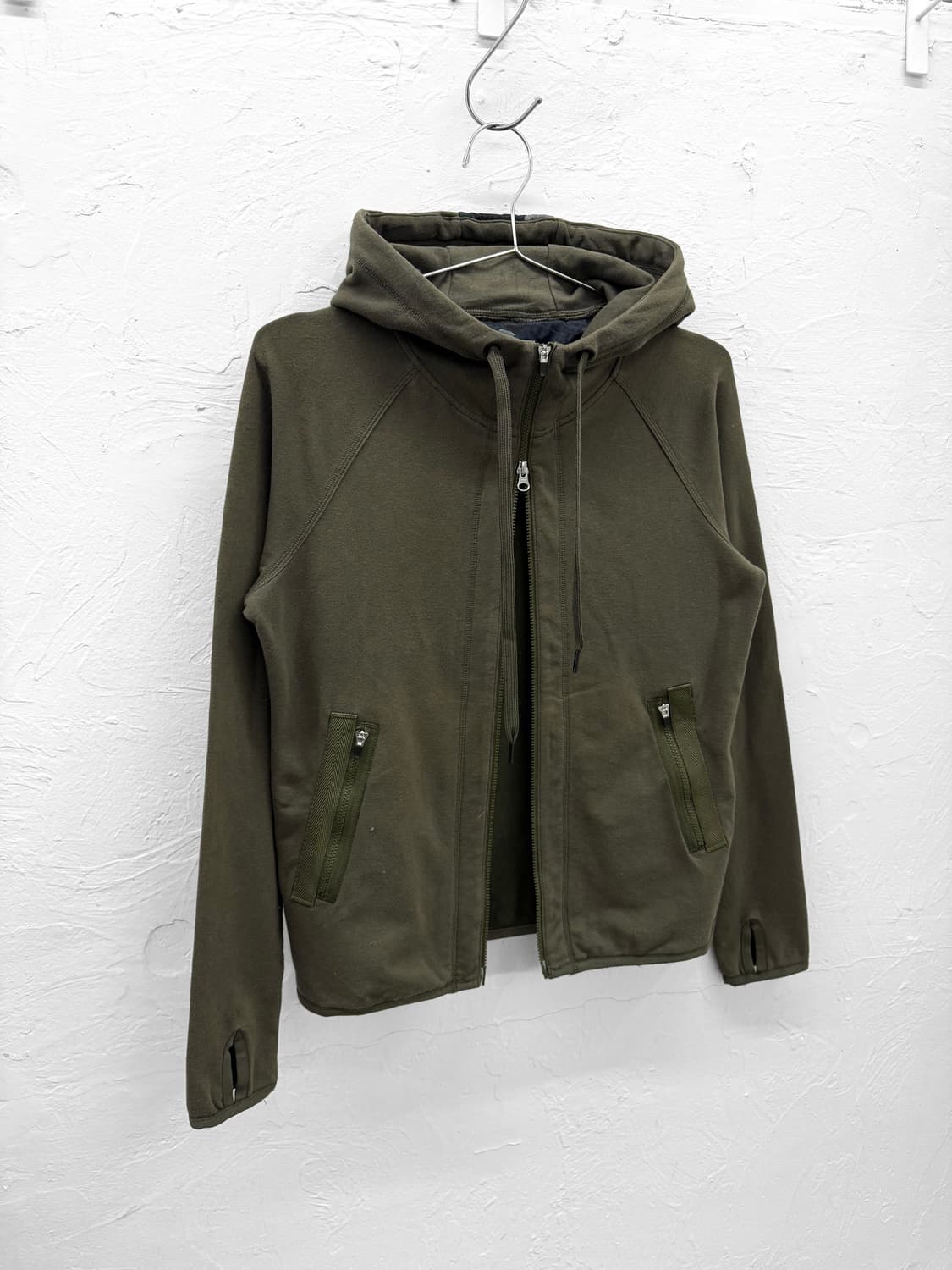 global work 핑거홀 후드집업 상품이미지4