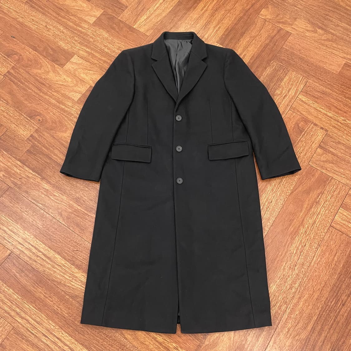 무신사스탠다드 프리미엄 대디 숄더 싱글 롱코트 상품이미지2