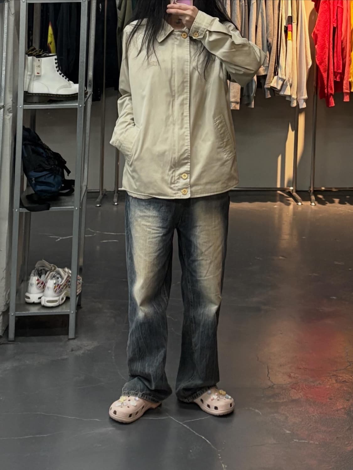 버버리 자수로고 베이지 카라넥 자켓 A3020 상품이미지1