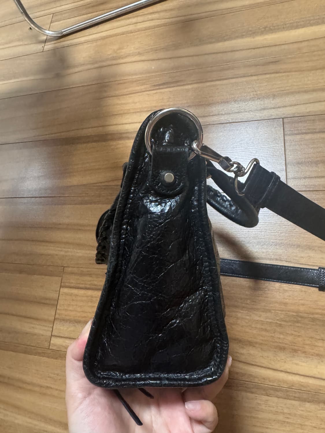 발렌시아가 르시티 백 스몰 블랙 상품이미지4