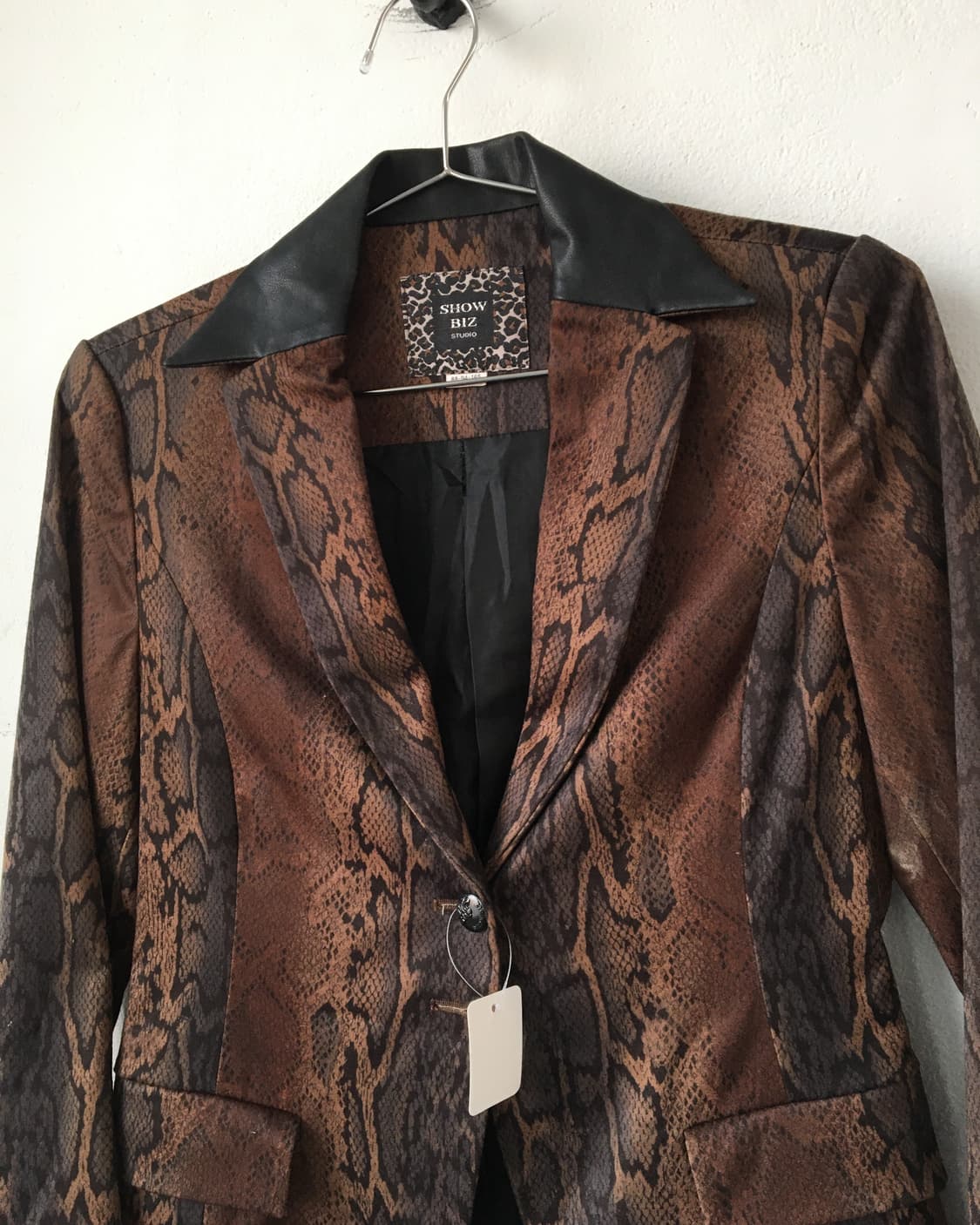 Python pattern jacket 상품이미지4