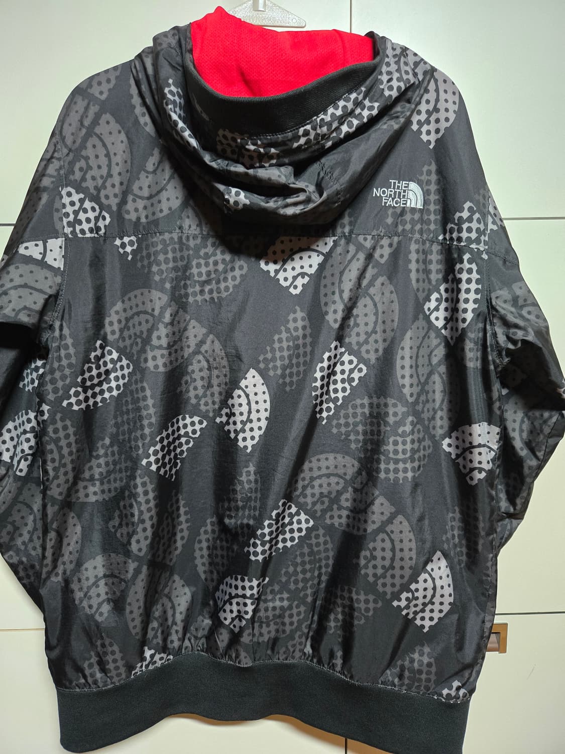 노스페이스 시그니처 패턴 방풍 바람막이 점퍼 상품이미지7