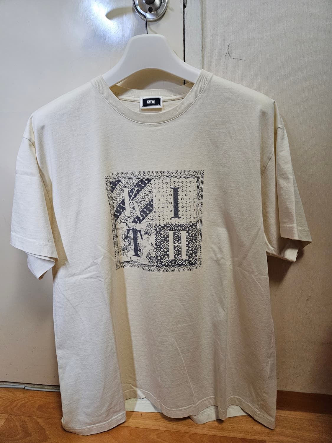 XL 105) 키스 KITH 24SS 반팔 티셔츠 반팔티 상품이미지1