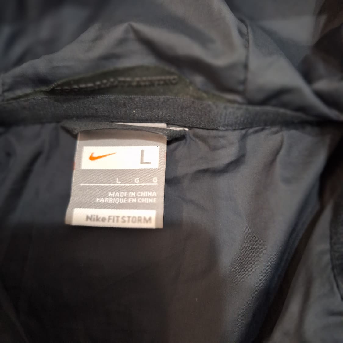 나이키  레트로퀼팅 바람막이L 상품이미지3