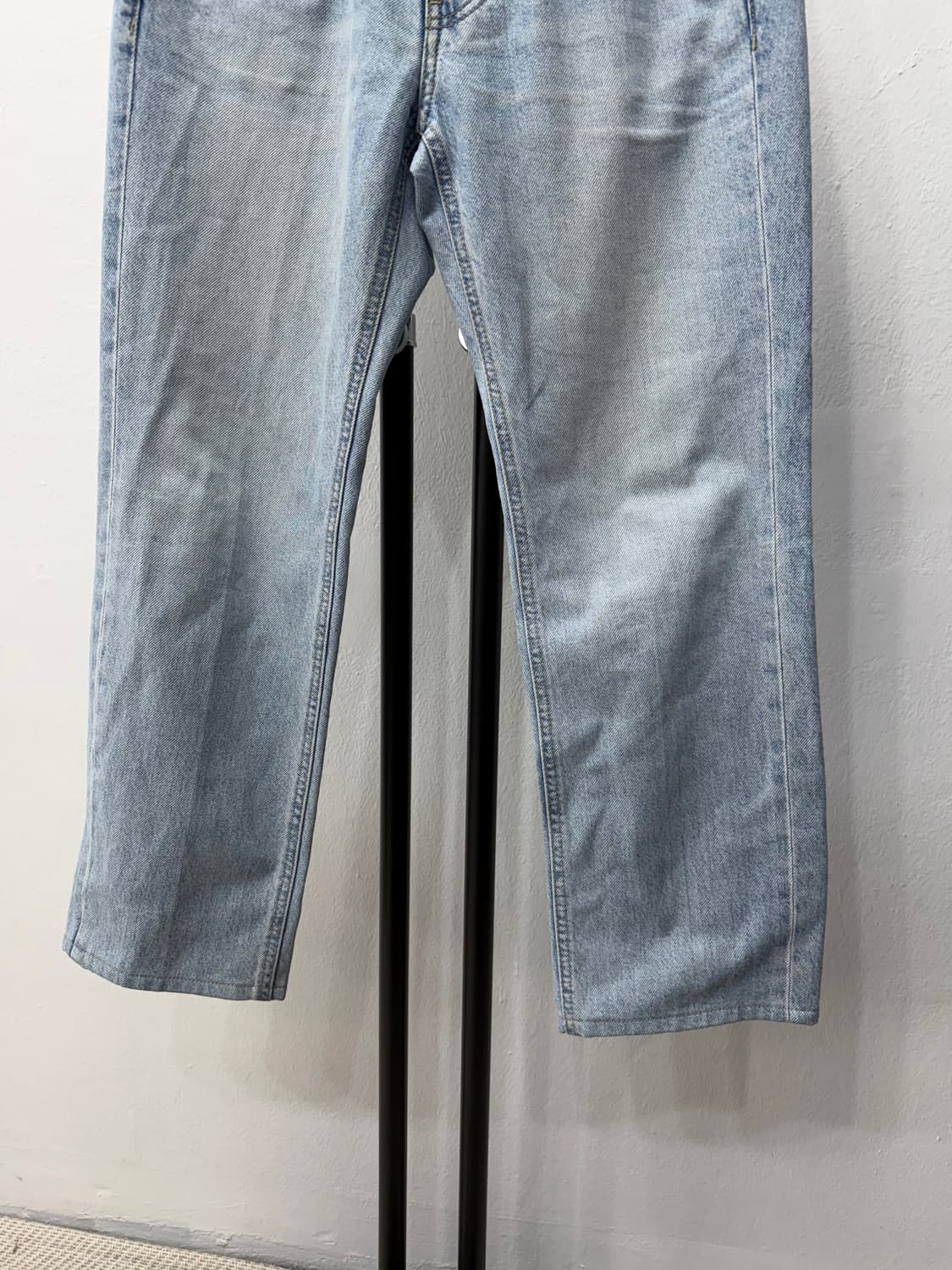 정품) 솔리드옴므 23ss 연청 데님 청바지 46 상품이미지3