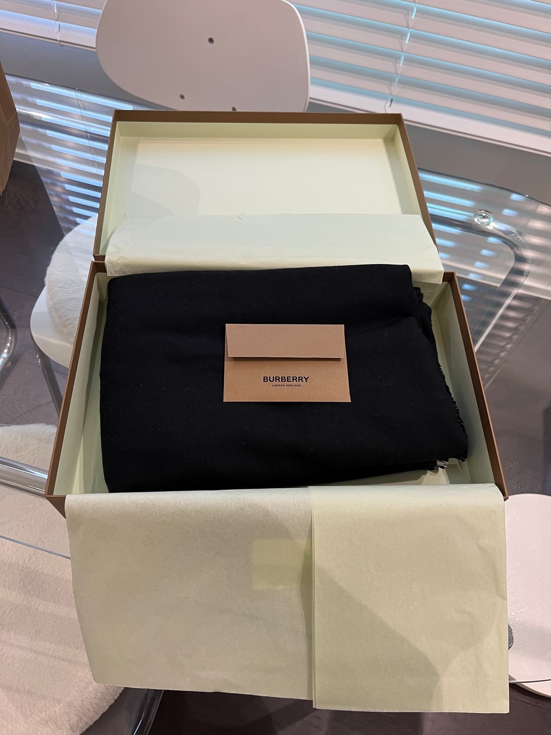 버버리 체크 울 리버시블 케이프 블랙(새제품) 상품이미지6