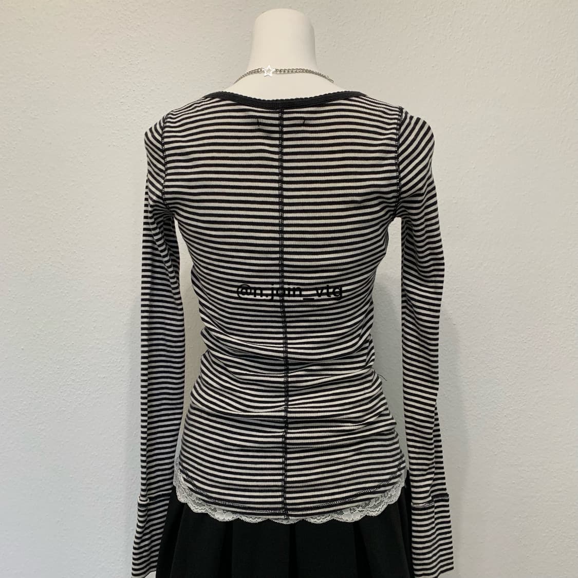 예약) 아베크롬비 헨리넥 네이비 화이트 롱슬리브 상품이미지4