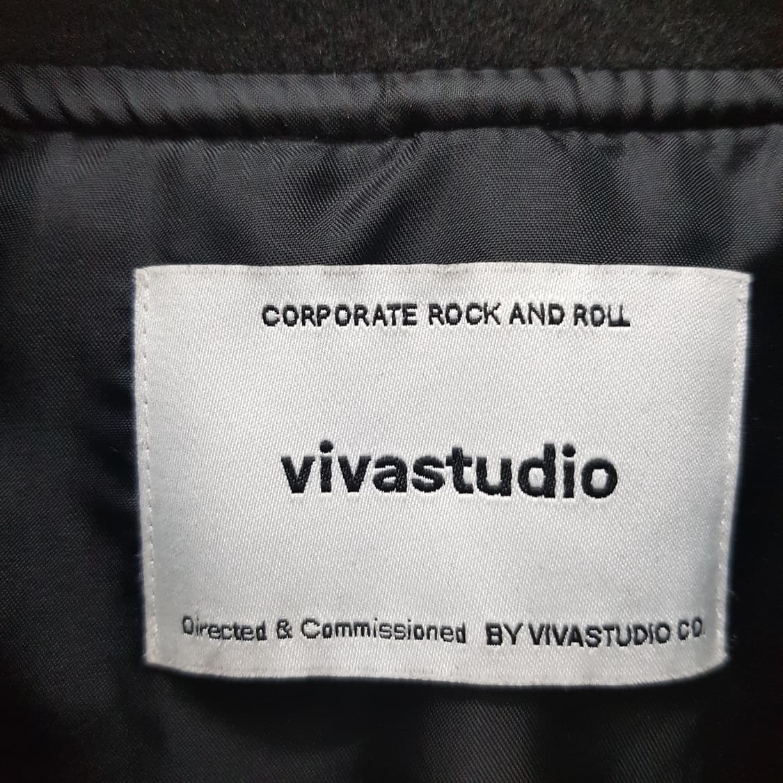 비바스튜디오 바시티 자켓 M사이즈  상품이미지3