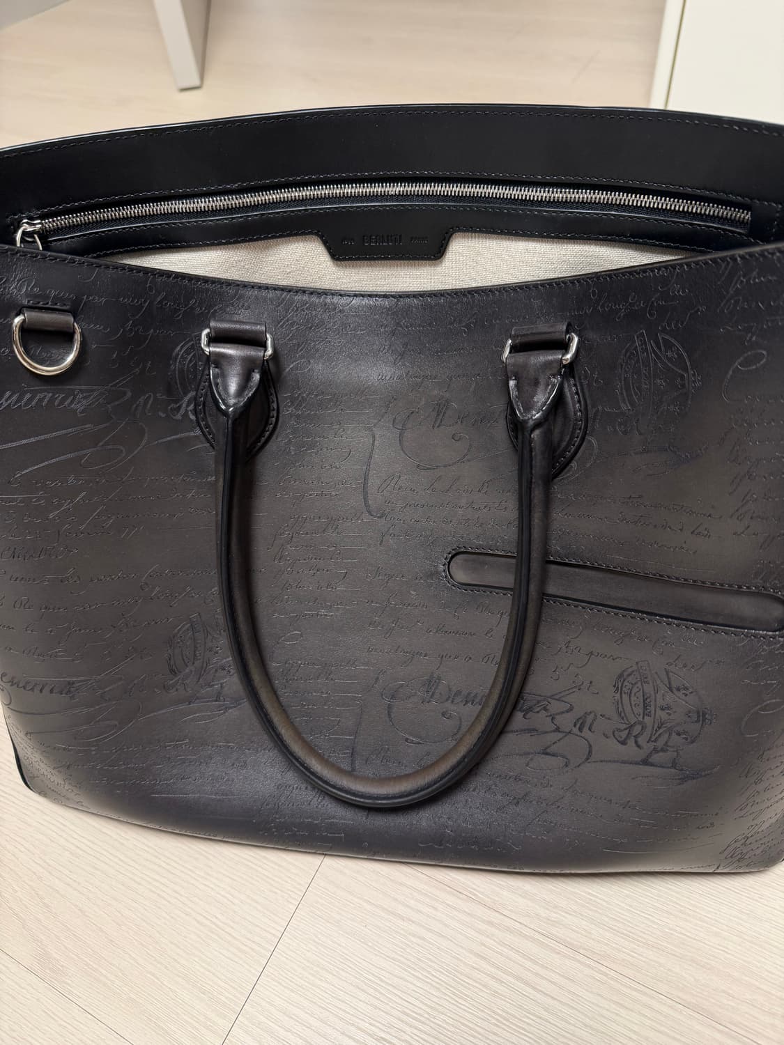 벨루티 투주르 토트백 상품이미지2