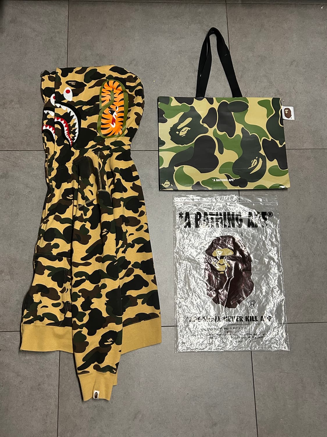 베이프 황계 더블후드 샤크 후드집업 상품이미지2