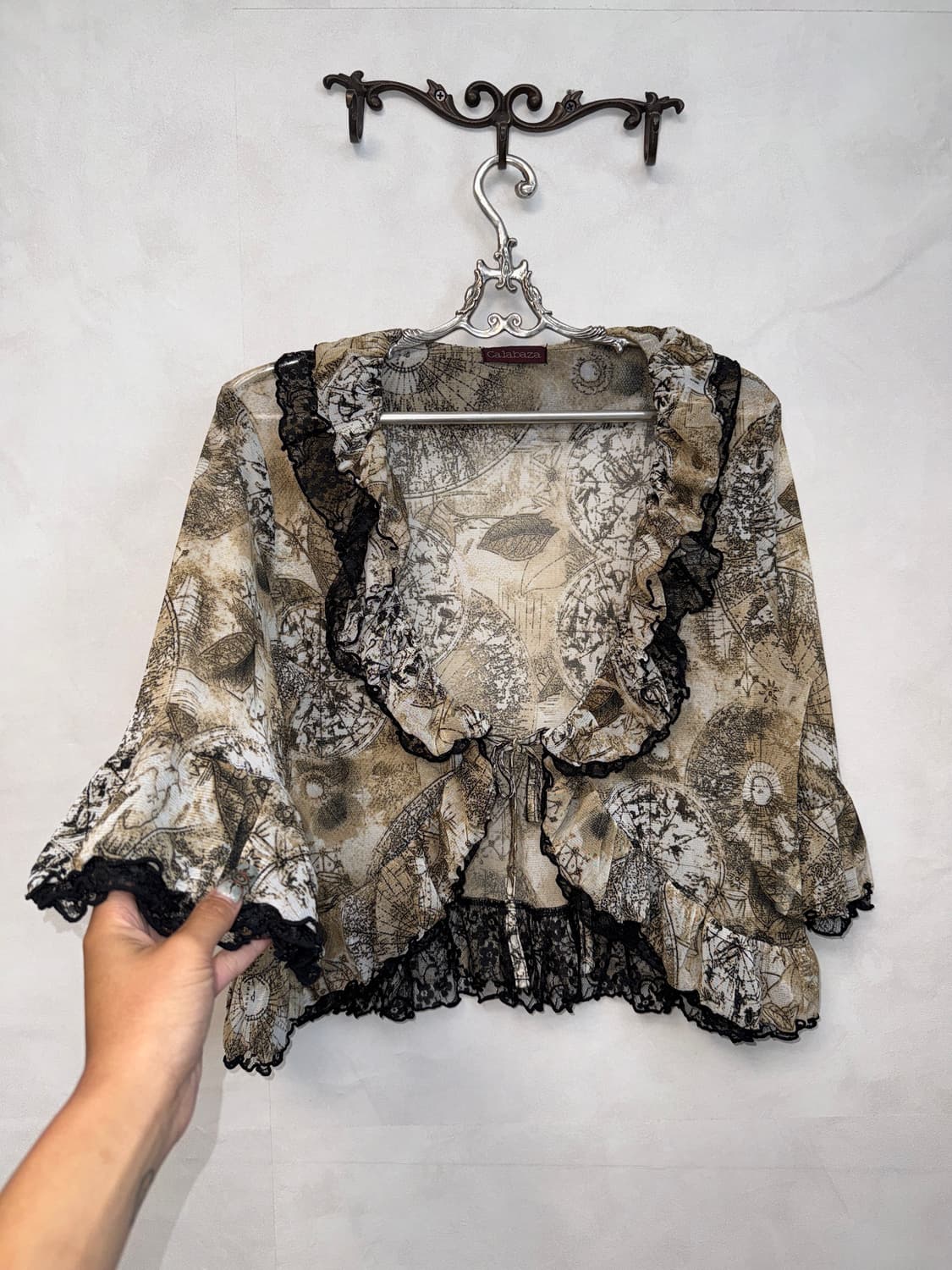 Brown tie dye oriental mesh ruffle 블라우스 상품이미지5