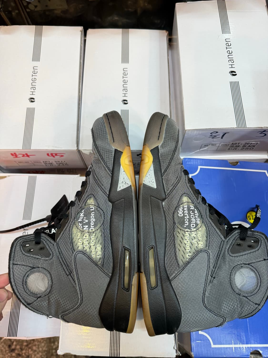 (290) 나이키 오프화이트 조던5 블랙 모슬린 상품이미지3