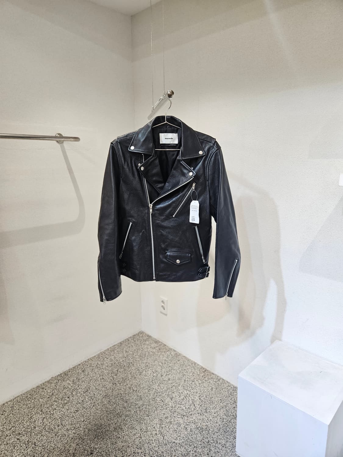 비바스튜디오 클래식 라이더 자켓 상품이미지1