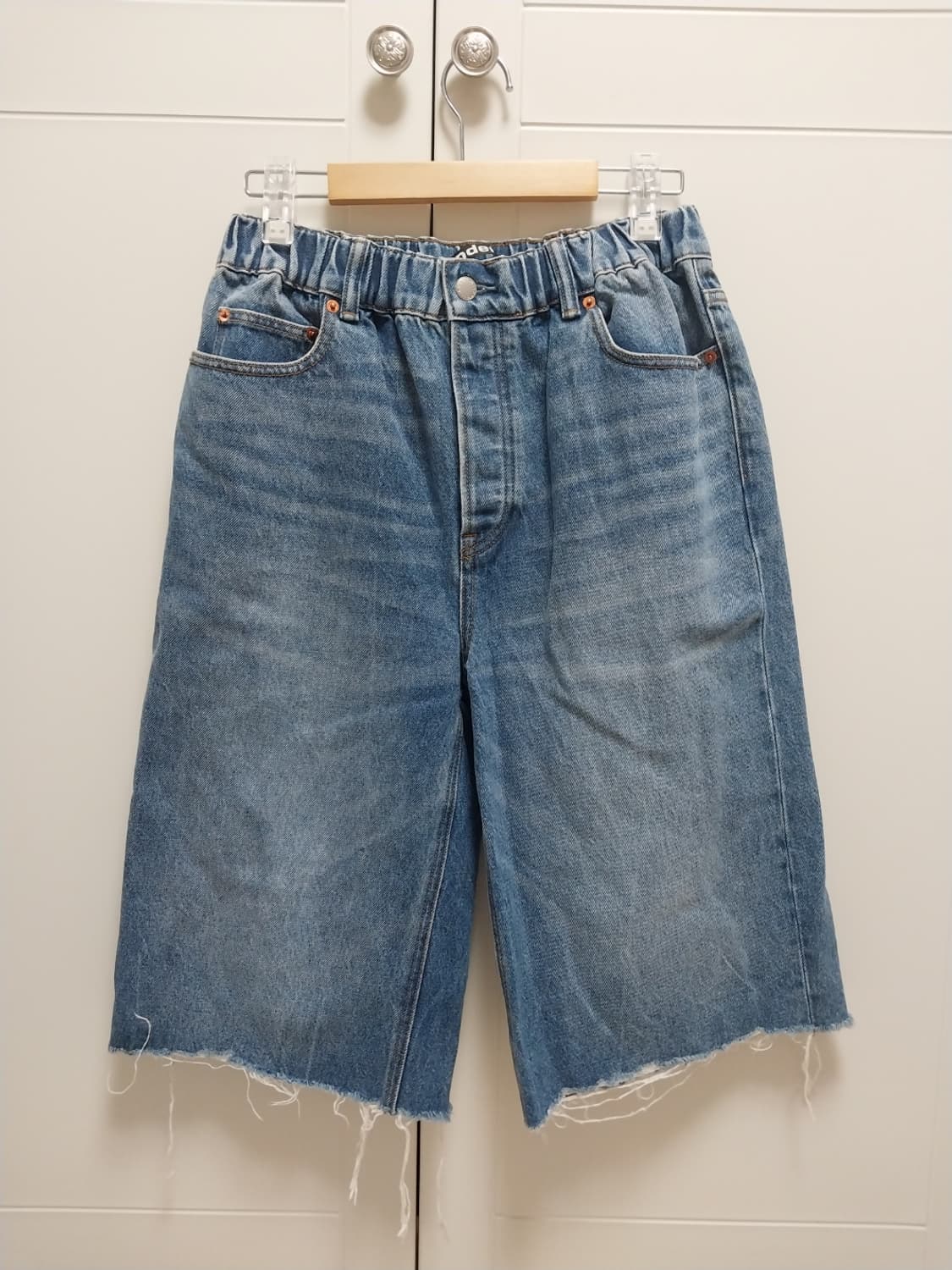 [정품] 알렉산더왕 오버핏 데님 쇼츠 상품이미지4