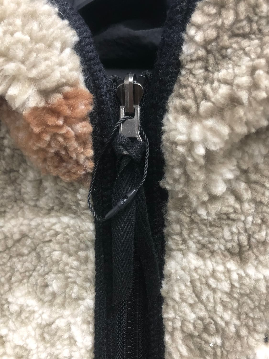 [새상품] 어글리쉐도우 리버시블 페이즐리 플리스 자켓 상품이미지3