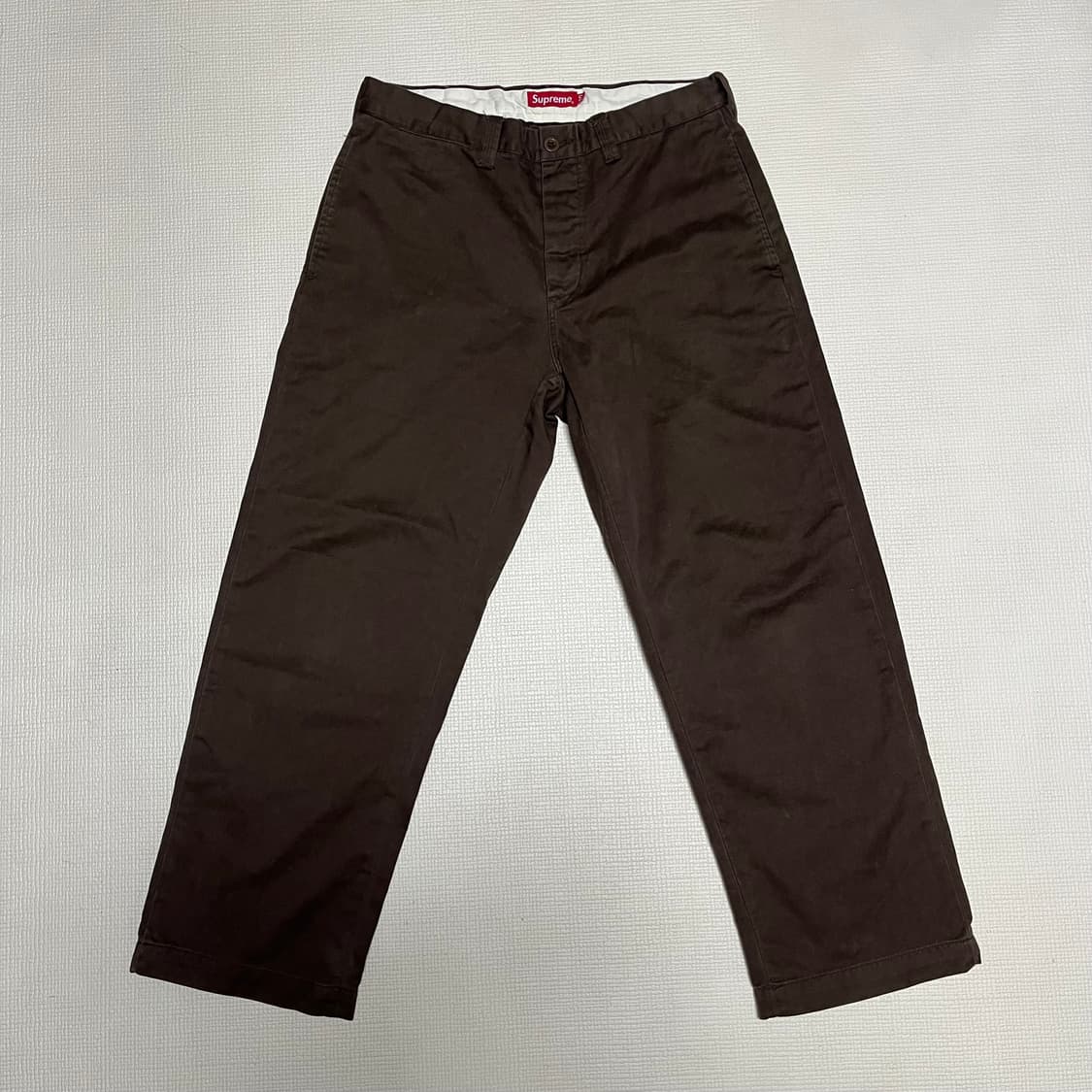 슈프림 핀업걸 치노 팬츠 브라운 상품이미지3