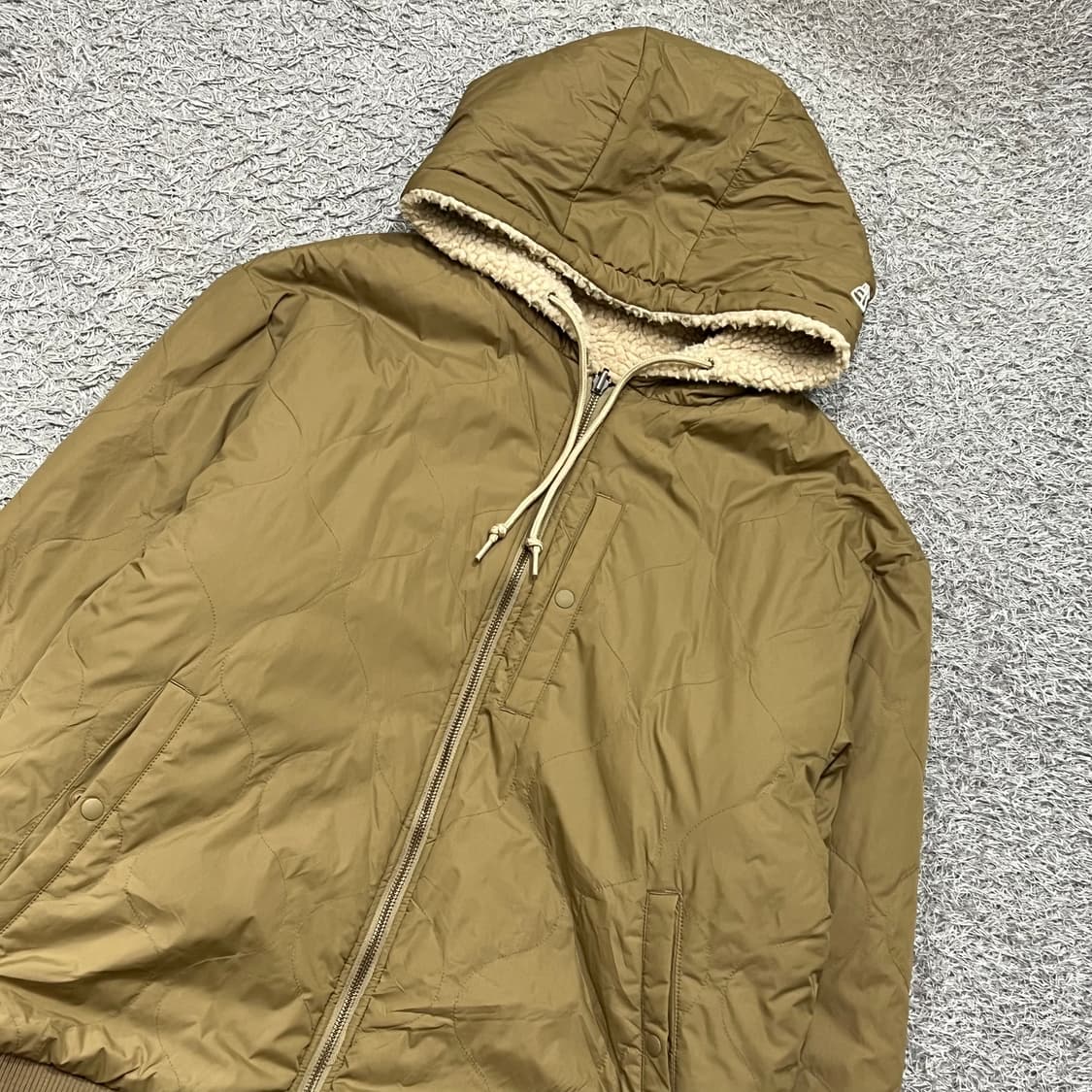 [100] 뉴에라 리버시블 점퍼 상품이미지3