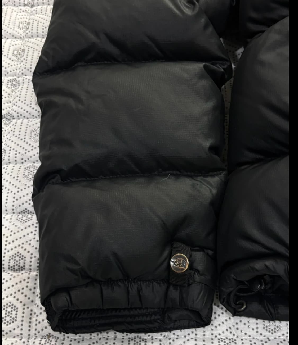 노스페이스 눕시 700 패딩 블랙 90 상품이미지6