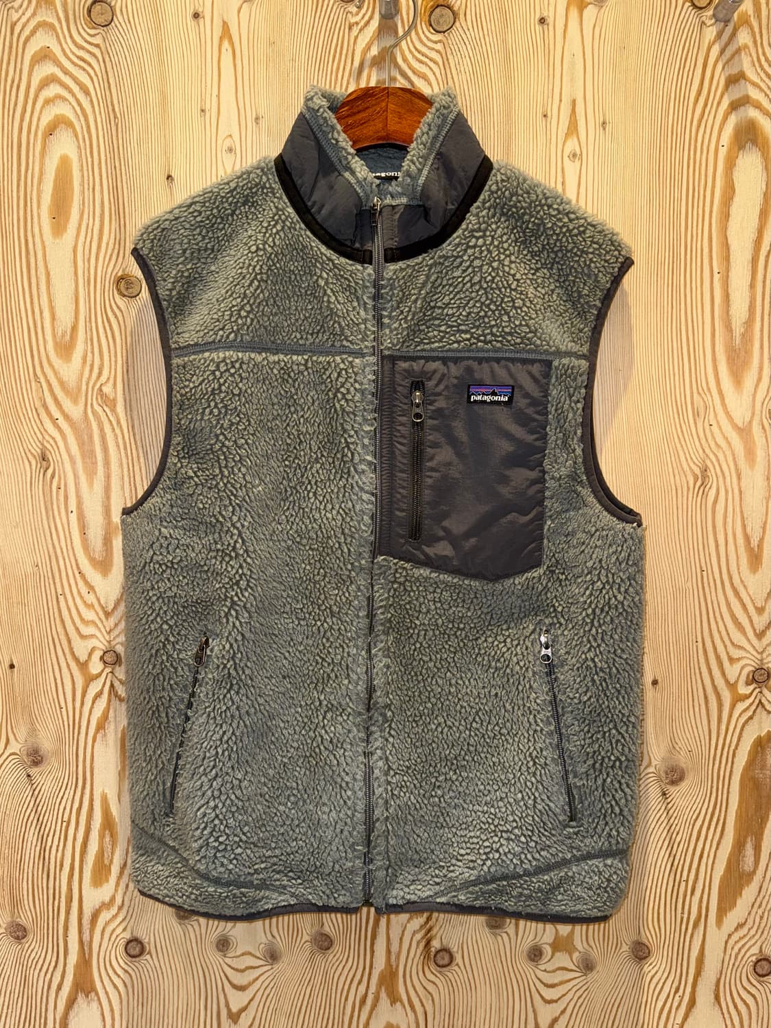 파타고니아 클래식 레트로X 플리스 베스트 상품이미지1