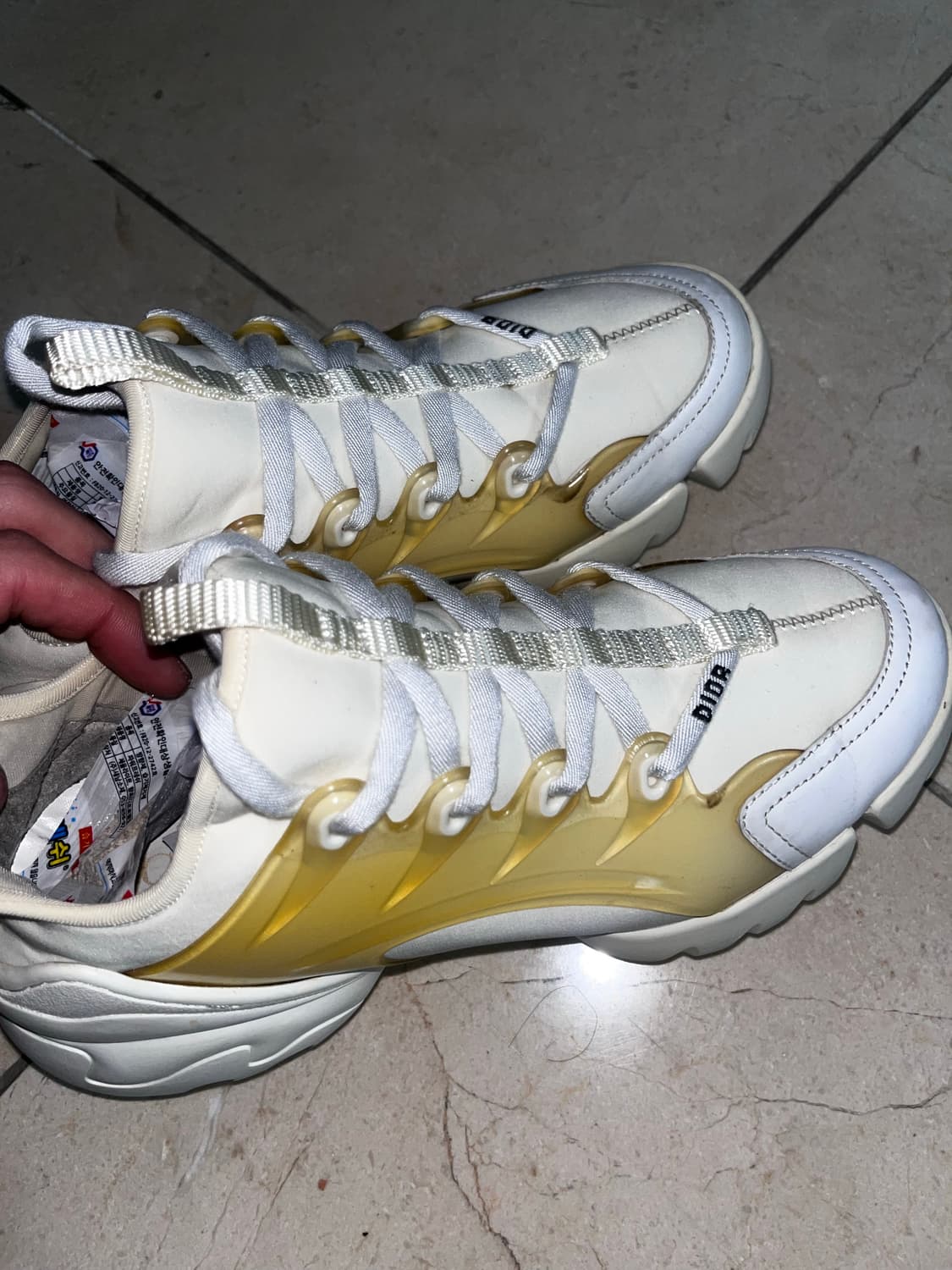 디올 디커넥트 스니커즈 37사이즈(235) 상품이미지1