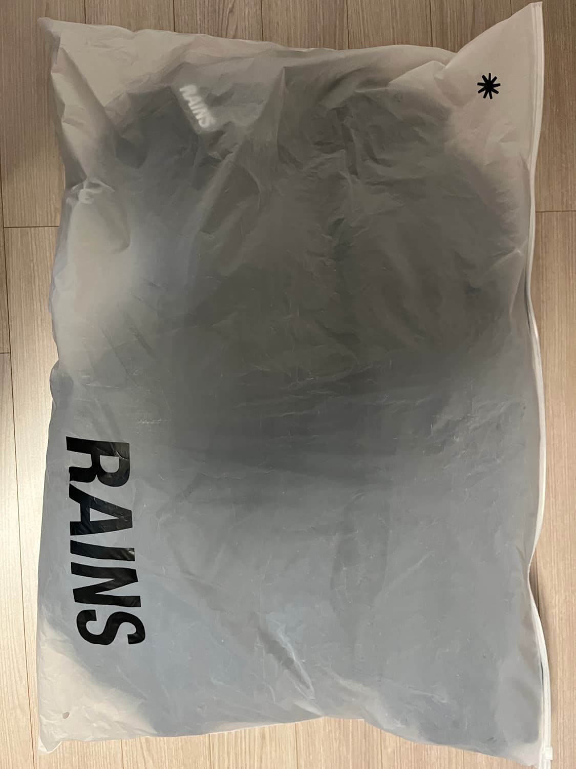 <마지막 가격 내림> 레인스 푸퍼 패딩 L 상품이미지4