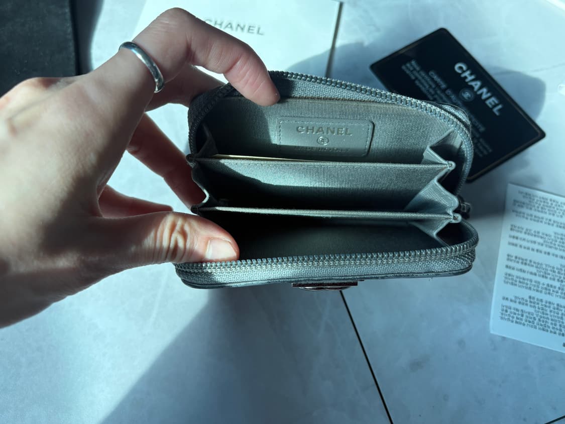샤넬 보이 카드지갑 은장 / 그레이 / 정품 상품이미지7
