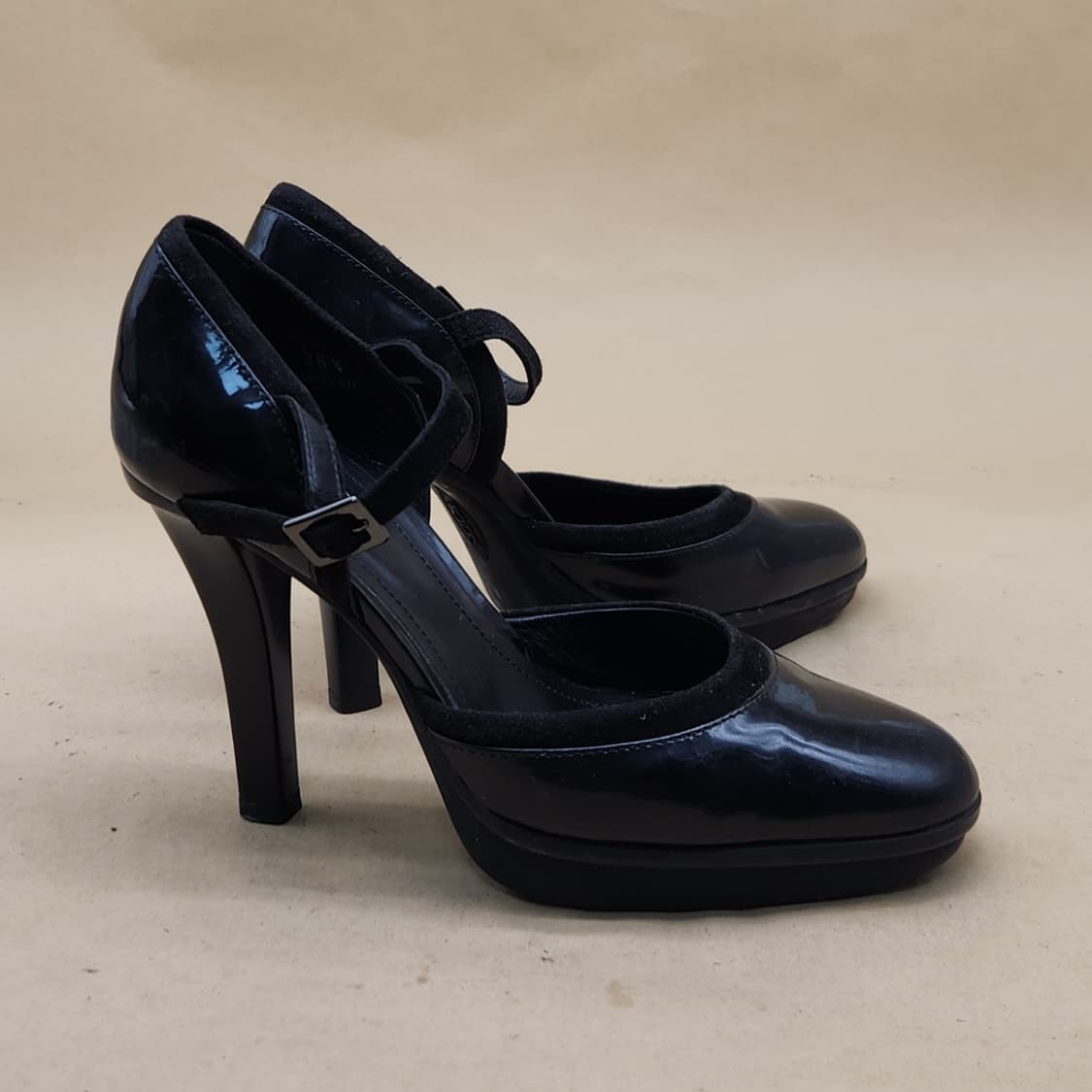 토즈 여성하이힐 240 굽10.5 상품이미지1