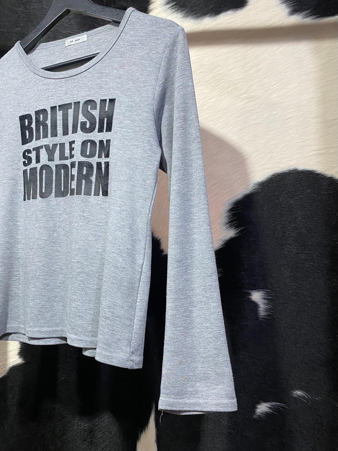 Hye kath 빈티지 레터링 롱슬리브 상품이미지3