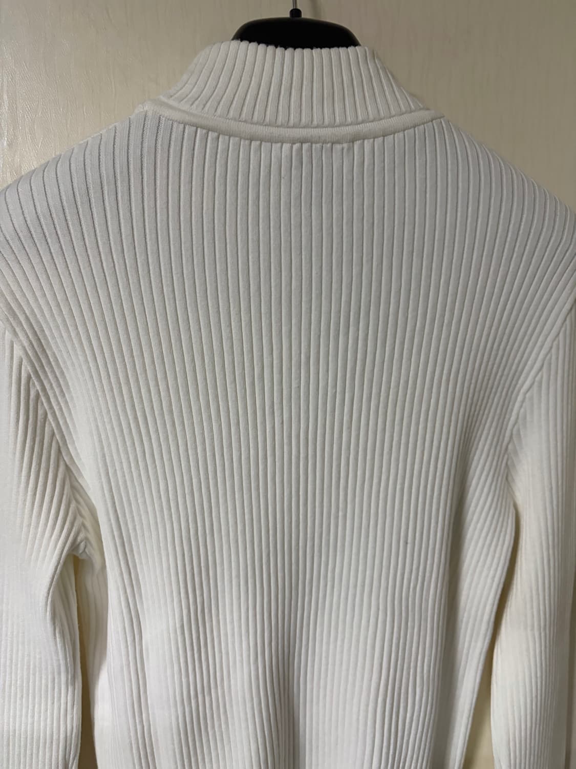 꾸레쥬 / 화이트 로고 니트 / L 상품이미지9