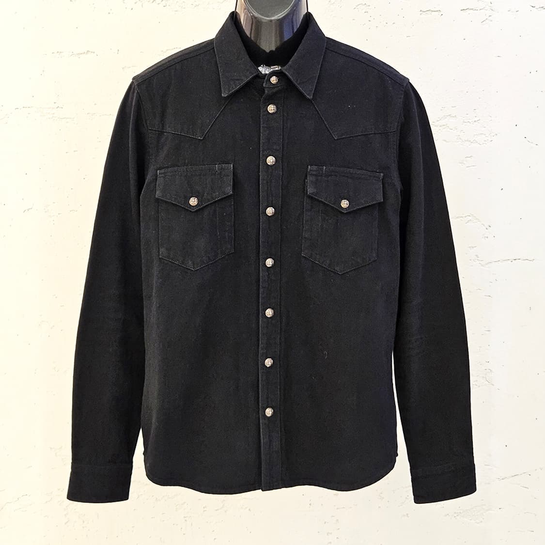 [M] 크롬하츠 레더패치 웨스턴 데님셔츠 자켓 블랙 B1213C176 상품이미지1