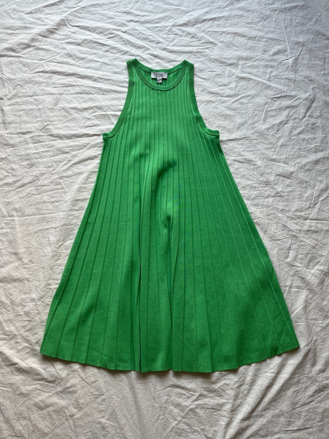 Cos 코스 플리츠 A라인 니트 원피스 상품이미지3