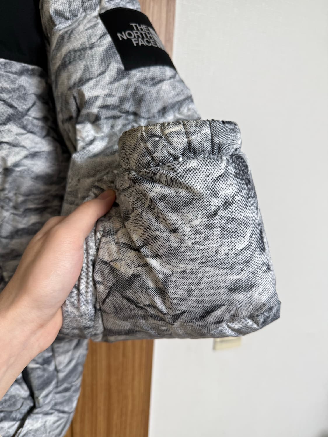 노스페이스 화이트 라벨 노벨티 눕시 다운 자켓 프린트 화이트 XXL 상품이미지3