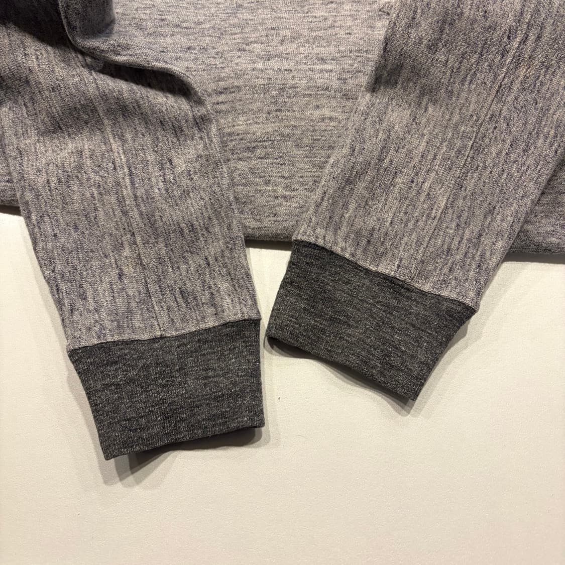 [L] 스톤아일랜드 스웻 와펜 맨투맨 그레이 C363 상품이미지7