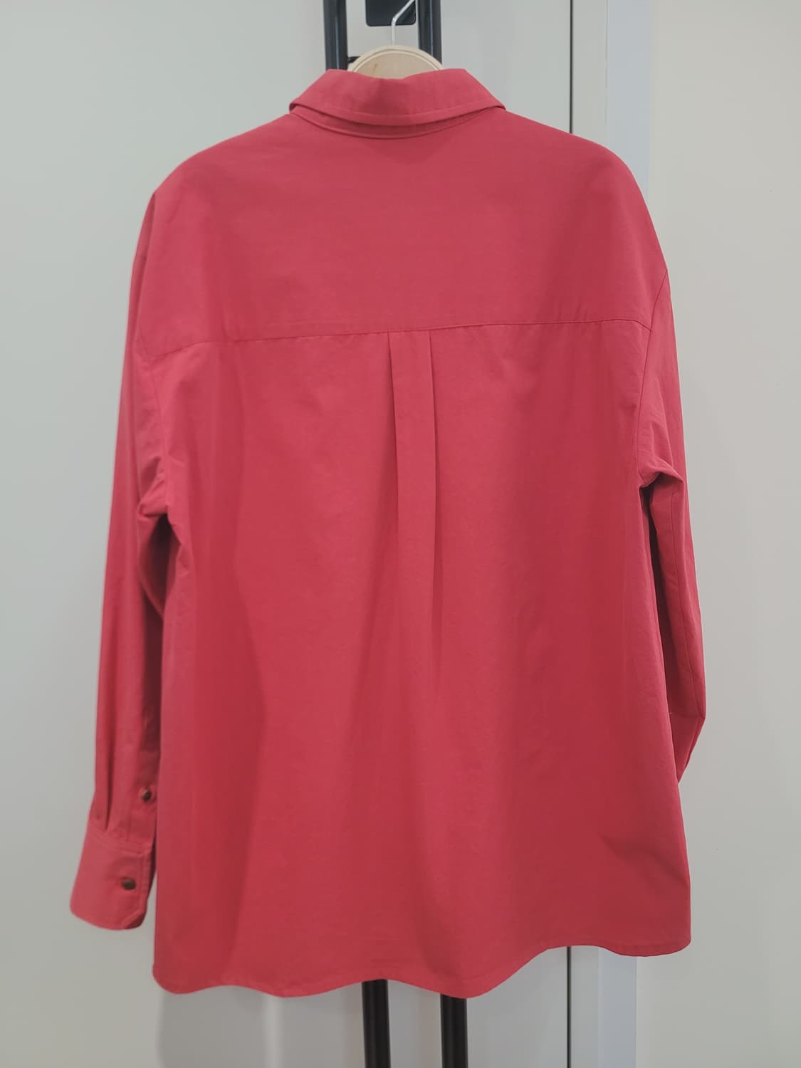 시엔느(SIENNE) 포플린 로고 셔츠 빈티지 레드 55~77 상품이미지6