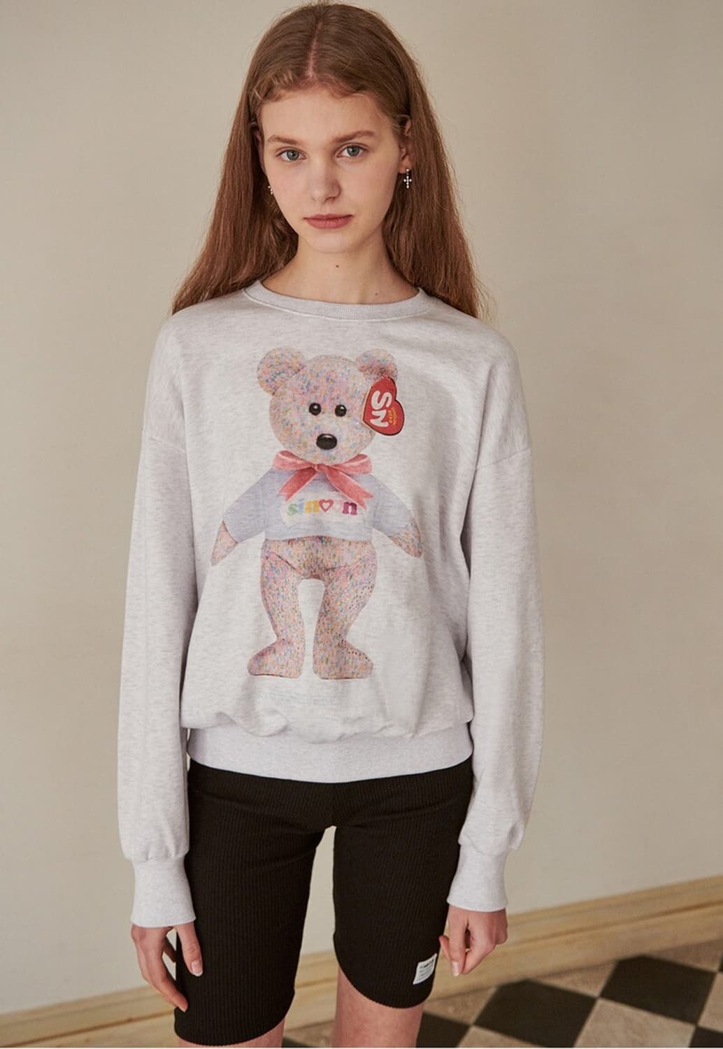 시눈 베어 패러디 맨투맨 상품이미지2