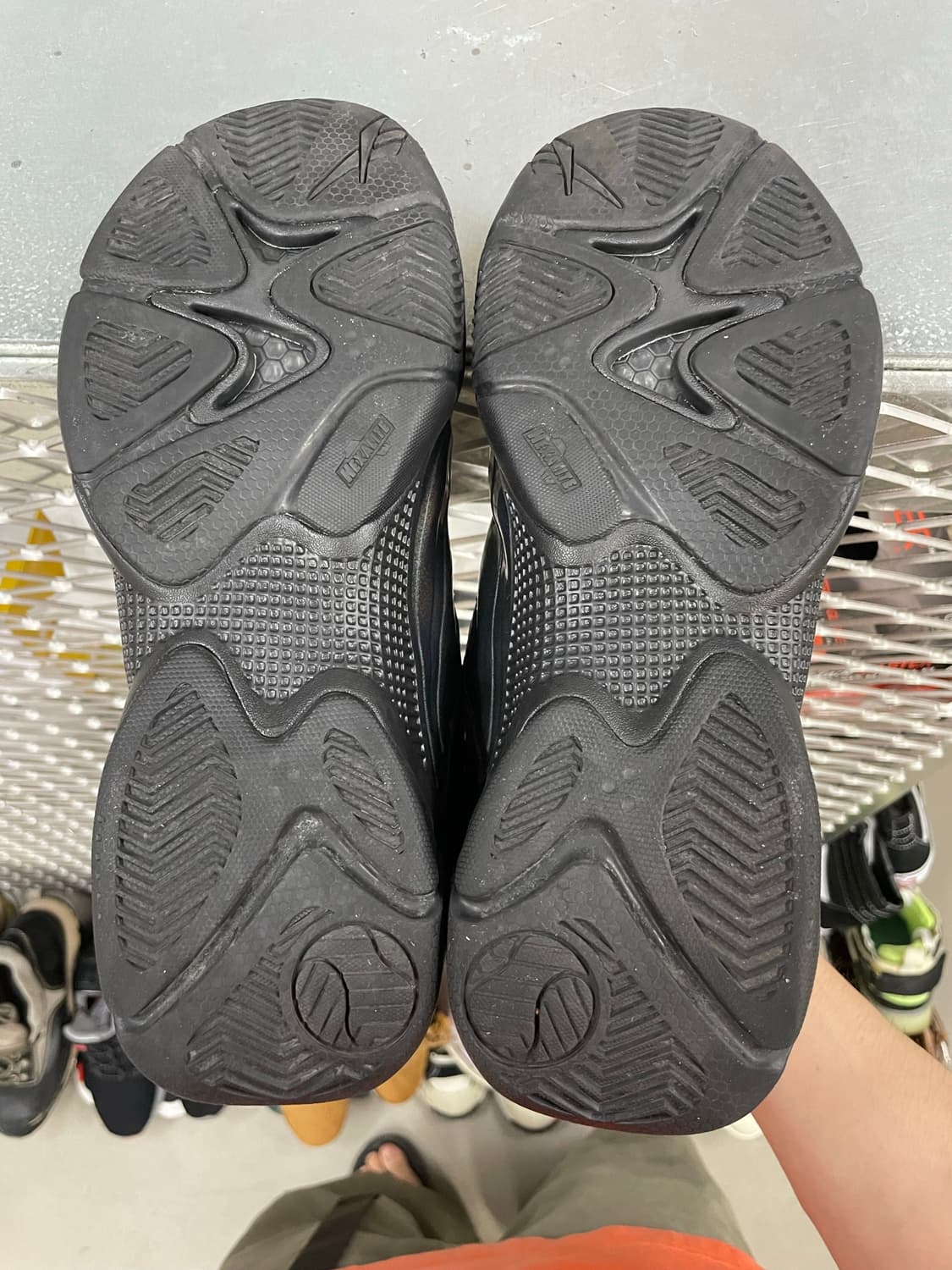 리복X준지 펌프 코트 블랙 290 (gr-5399) 상품이미지6