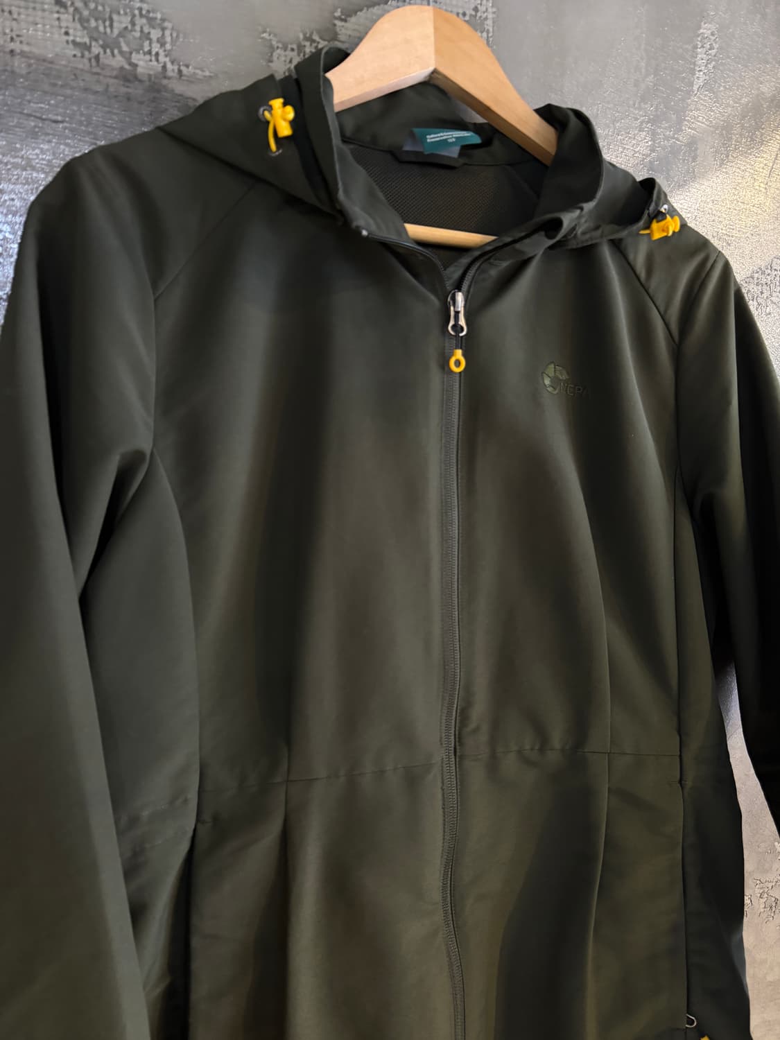 네파 딥카키 바람막이 자켓 105 상품이미지2