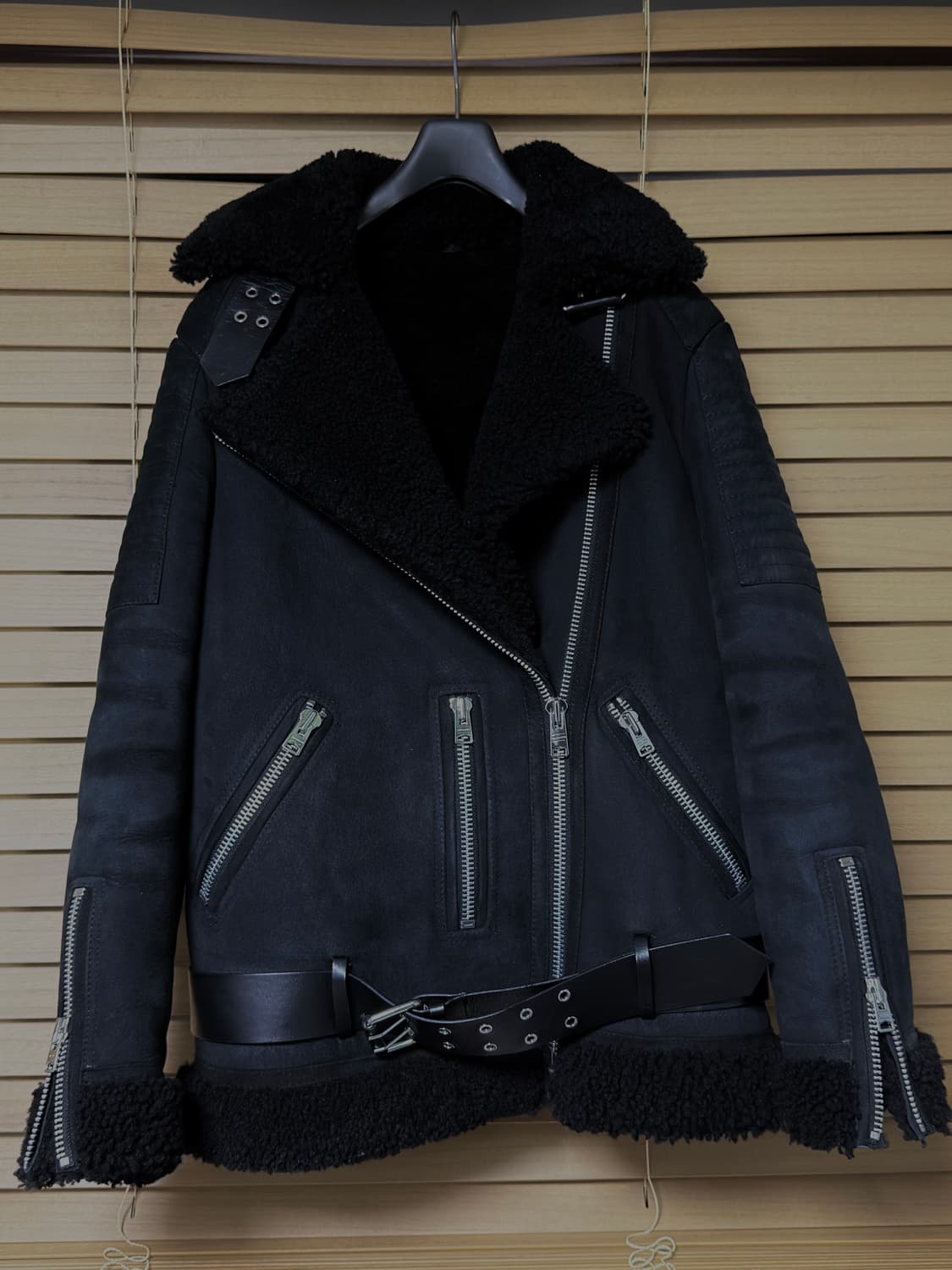 올세인츠 GARRIX 양가죽 무스탕 상품이미지1