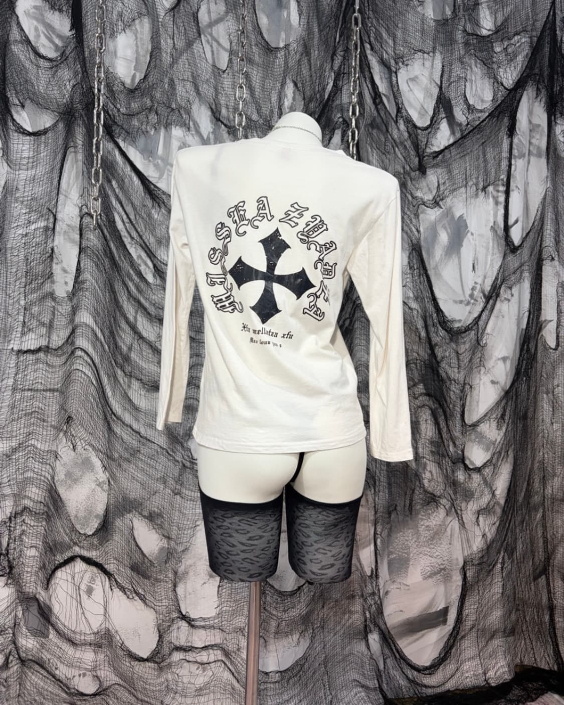 Japanese cross lettering long sleeve 상품이미지1
