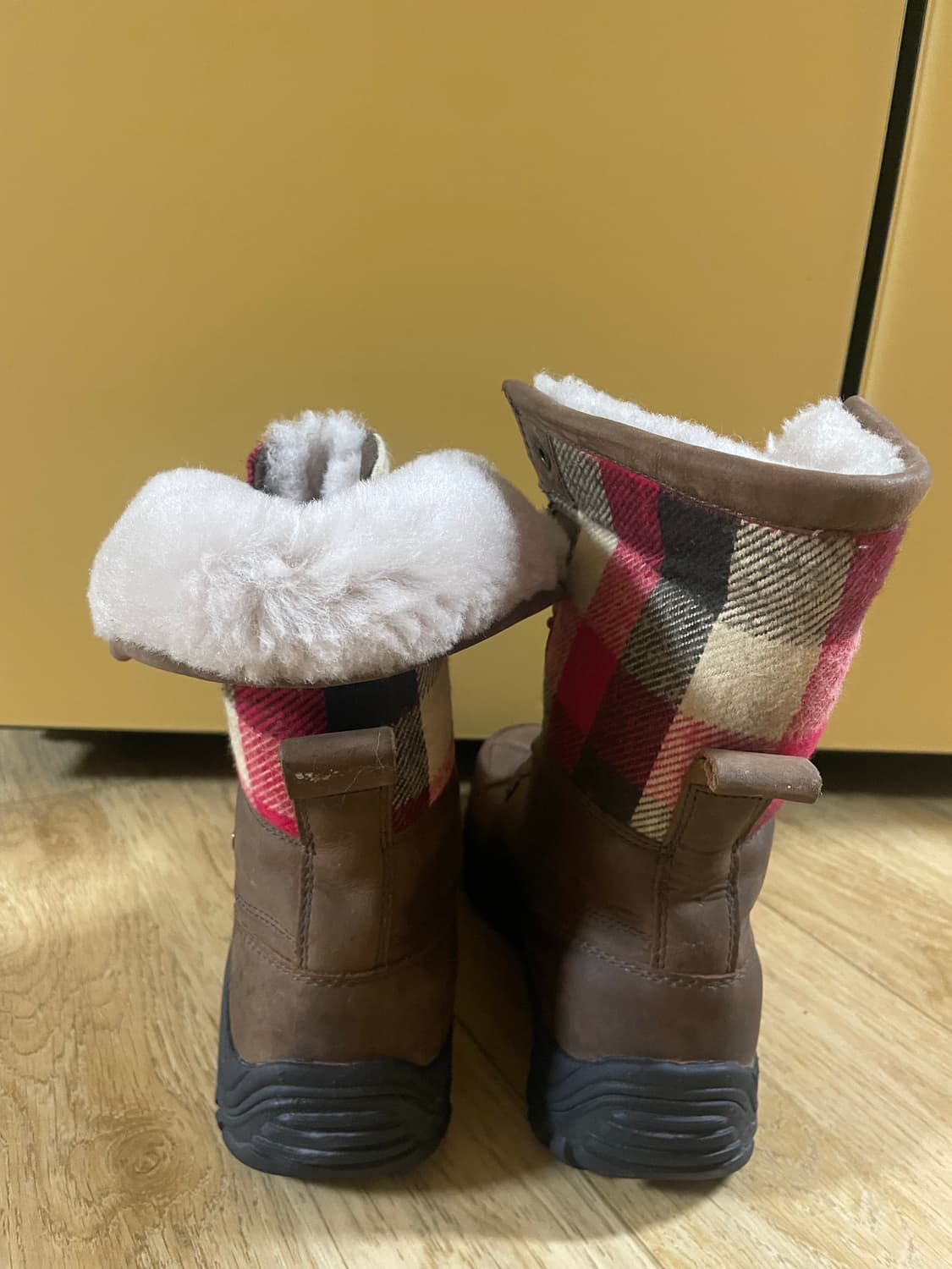 UGG 아디론닥 부츠 (245) 상품이미지3