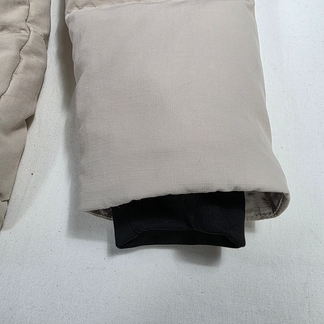 0787 휠라 다운 숏패딩 아이보리 베이지 투톤 100(L) 상품이미지7