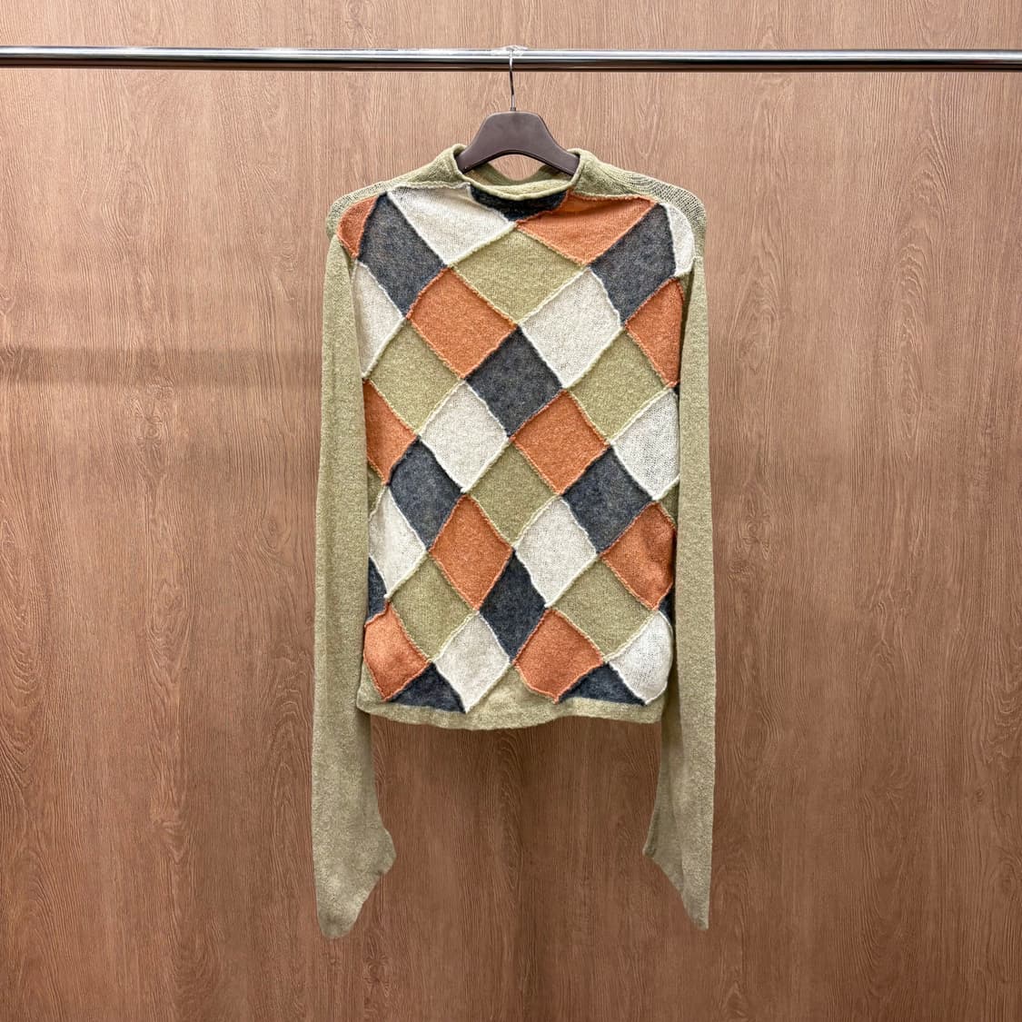 버버리 런던 모헤어 믹스 긴팔 니트 패치워크 아가일 패턴 디테일 베이지 상품이미지2