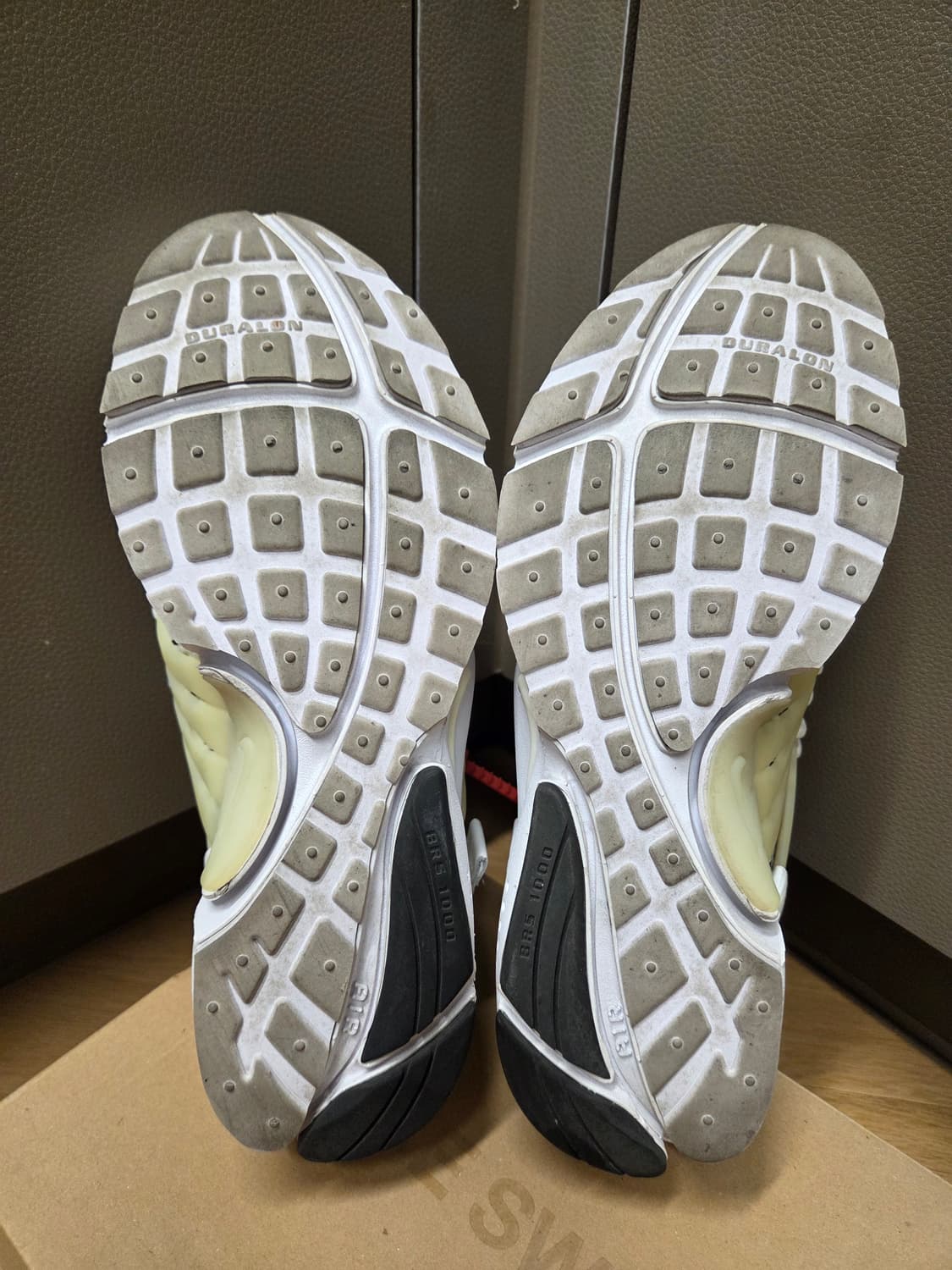 오프화이트 × 나이키 에어 프레스토 화이트 260 상품이미지6