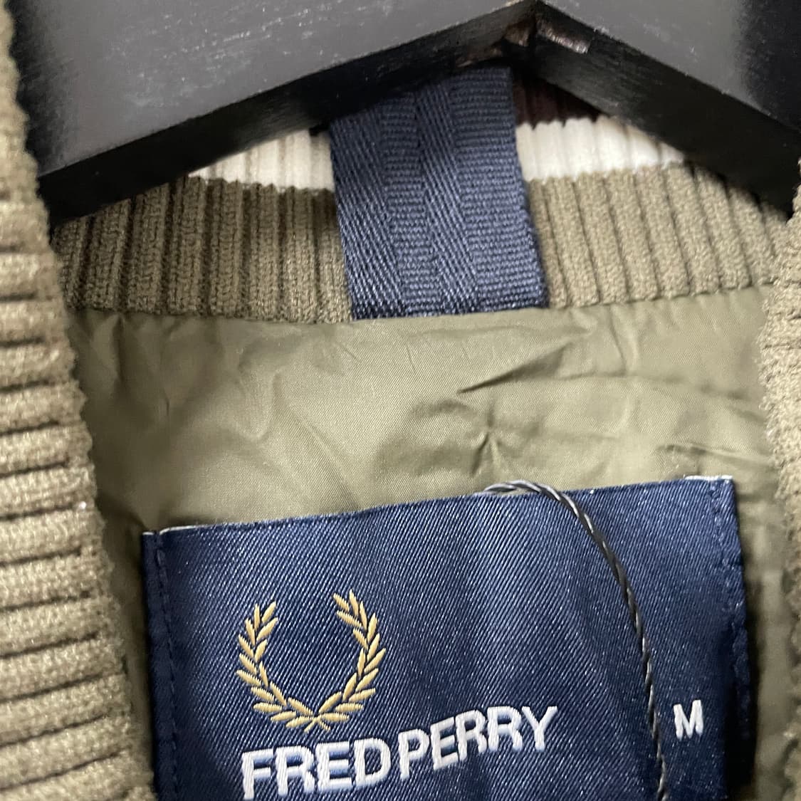 프레드페리 퀄팅 봄버 자켓 카키 M 상품이미지5